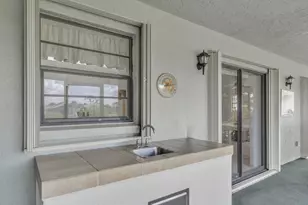 142 Parkwood Dr, Royal Palm Beach, FL 33411 - Photo 44
