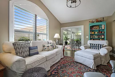 12981 Blue Lake Drive, Wellington, FL 33414 - Photo 16