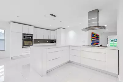3759 Oaks Clubhouse Drive #P7, Pompano Beach, FL 33069 - Photo 8