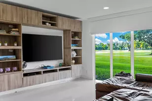 3759 Oaks Clubhouse Dr, Pompano Beach, FL 33069 - Photo 14