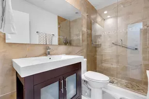 3759 Oaks Clubhouse Dr, Pompano Beach, FL 33069 - Photo 22