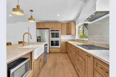 3264 Lakeview Drive, Delray Beach, FL 33445 - Photo 12