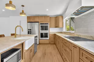 3264 Lakeview Dr, Delray Beach, FL 33445 - Photo 12