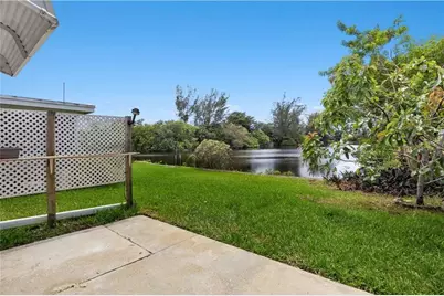 5207 NW 28th Avenue, Tamarac, FL 33309 - Photo 12