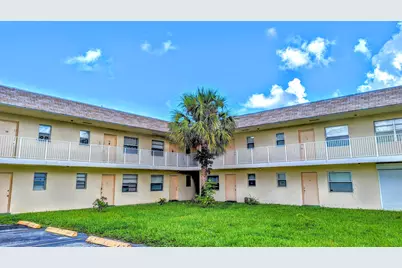 2301 SE 4th Street #3, Boynton Beach, FL 33435 - Photo 1