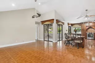 2067 Montpeliar, Weston, FL 33326 - Photo 6