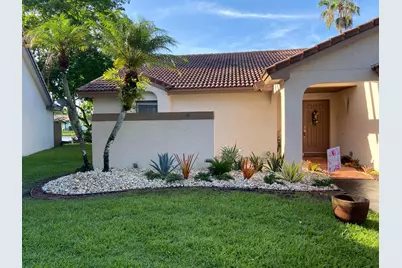 2067 Montpeliar, Weston, FL 33326 - Photo 1