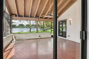 2067 Montpeliar, Weston, FL 33326 - Photo 18