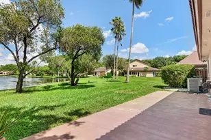 2067 Montpeliar, Weston, FL 33326 - Photo 32