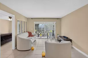 120 Sparrow Dr, Royal Palm Beach, FL 33411 - Photo 32