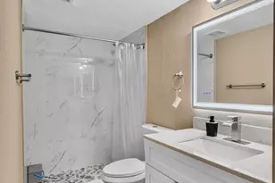 120 Sparrow Dr, Royal Palm Beach, FL 33411 - Photo 36