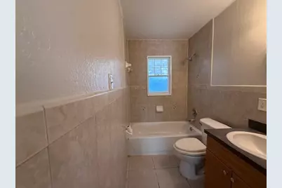 400 Metcalf Court, West Palm Beach, FL 33407 - Photo 12