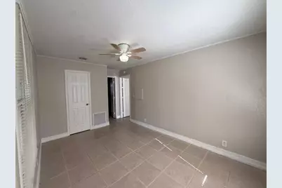400 Metcalf Court, West Palm Beach, FL 33407 - Photo 20