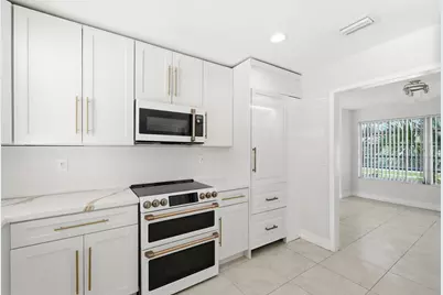 1430 NW 73rd Avenue NW, Plantation, FL 33313 - Photo 14