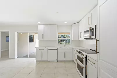 1430 NW 73rd Avenue NW, Plantation, FL 33313 - Photo 18