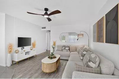 539 Durham S, Deerfield Beach, FL 33442 - Photo 2