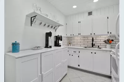 539 Durham S, Deerfield Beach, FL 33442 - Photo 14