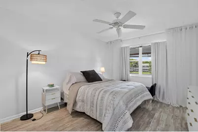 539 Durham S, Deerfield Beach, FL 33442 - Photo 16