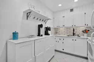 539 Durham S, Deerfield Beach, FL 33442 - Photo 14