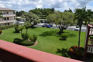 202 Brighton E, Boca Raton, FL 33434 - Photo 2
