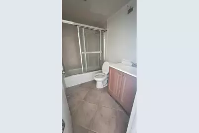 79 Canterbury D, West Palm Beach, FL 33417 - Photo 2