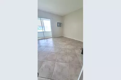 79 Canterbury D, West Palm Beach, FL 33417 - Photo 4