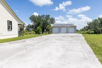 8661 E Center Street, Okeechobee, FL 34974 - Photo 74