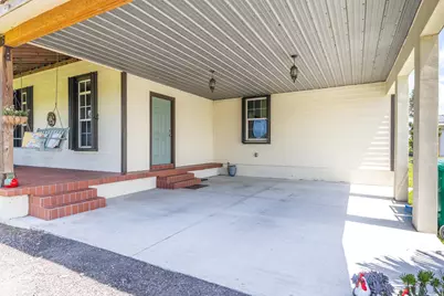 8661 E Center Street, Okeechobee, FL 34974 - Photo 8