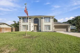 502 SW Croton Ave, Sebastian, FL 32958 - Photo 2