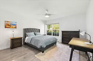 250 NE 20th St, Boca Raton, FL 33431 - Photo 12