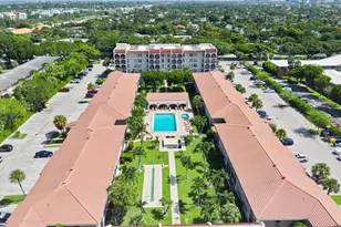 250 NE 20th St, Boca Raton, FL 33431 - Photo 32