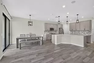 8245 Cadre Noir Rd, Lake Worth, FL 33467 - Photo 32