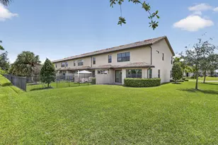 8245 Cadre Noir Rd, Lake Worth, FL 33467 - Photo 4
