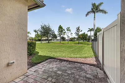 8245 Cadre Noir Road, Lake Worth, FL 33467 - Photo 6