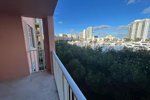19655 E Country Club Dr, Aventura, FL 33180 - Photo 26