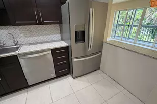 1180 Carlton Ct, Fort Pierce, FL 34949 - Photo 10