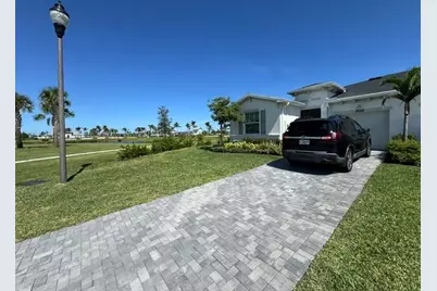 3688 Spanish Cedar Place, Fort Pierce, FL 34946 - Photo 4