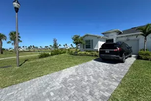 3688 Spanish Cedar Pl, Fort Pierce, FL 34946 - Photo 4