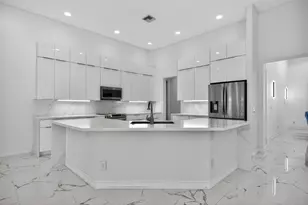 14780 Horseshoe Trce, Wellington, FL 33414 - Photo 4