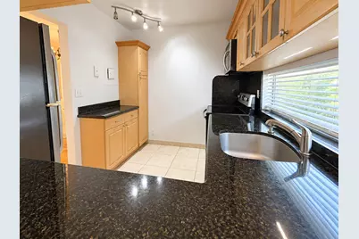 17021 N Bay Road #Unit 229, Sunny Isles Beach, FL 33160 - Photo 6
