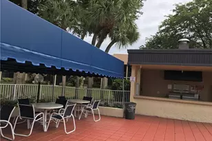 2067 SW 15th St, Deerfield Beach, FL 33442 - Photo 10