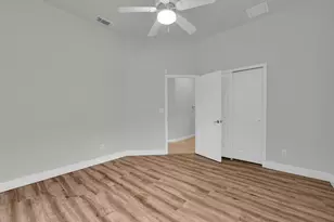694 SW Lake Charles Cir, Port Saint Lucie, FL 34986 - Photo 20