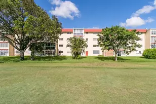 1040 Country Club Dr, Margate, FL 33063 - Photo 26
