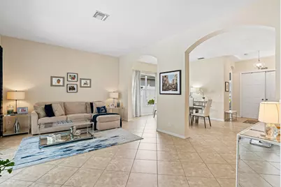 127 Palm Beach Plantation Boulevard, West Palm Beach, FL 33411 - Photo 8