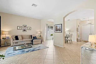 127 Palm Beach Plantation Blvd, West Palm Beach, FL 33411 - Photo 8