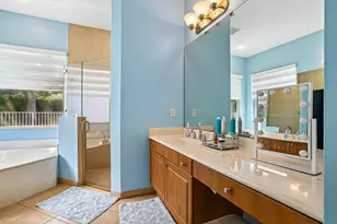 127 Palm Beach Plantation Blvd, West Palm Beach, FL 33411 - Photo 8