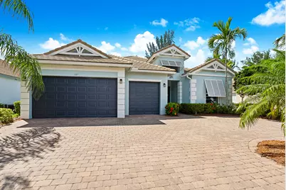 127 Palm Beach Plantation Boulevard, West Palm Beach, FL 33411 - Photo 2