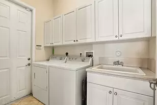 127 Palm Beach Plantation Blvd, West Palm Beach, FL 33411 - Photo 14