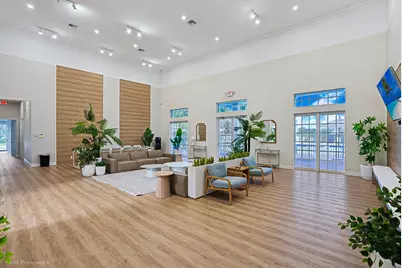 127 Palm Beach Plantation Boulevard, West Palm Beach, FL 33411 - Photo 32