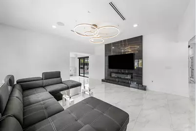 641 Marshall Road, West Palm Beach, FL 33413 - Photo 8